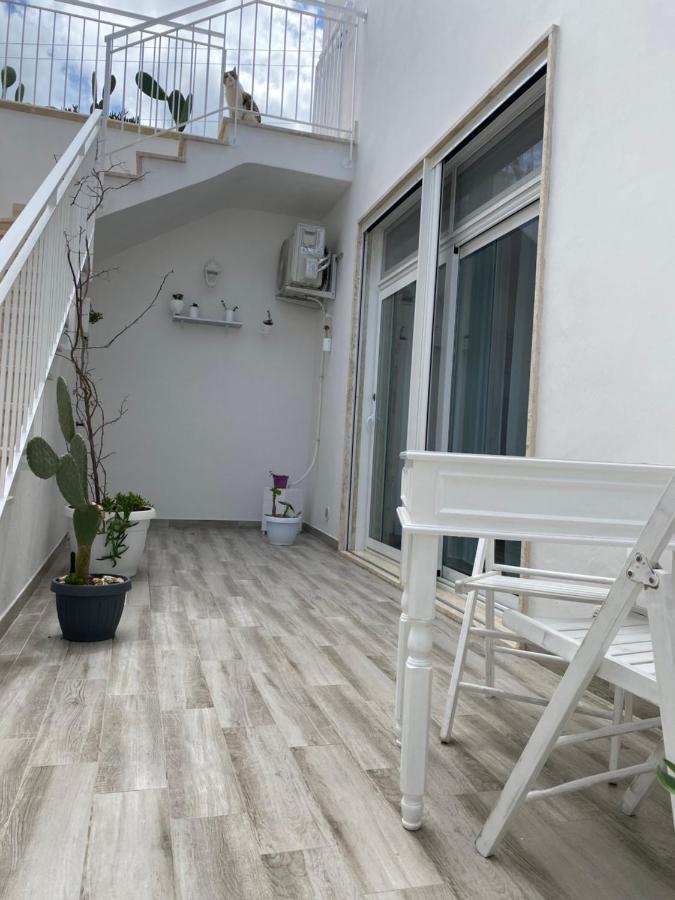 La Casa Di Nina Bed and Breakfast Lecce Buitenkant foto