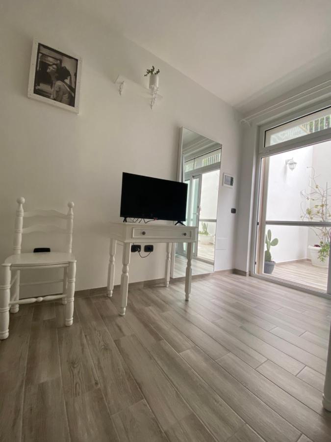 La Casa Di Nina Bed and Breakfast Lecce Buitenkant foto