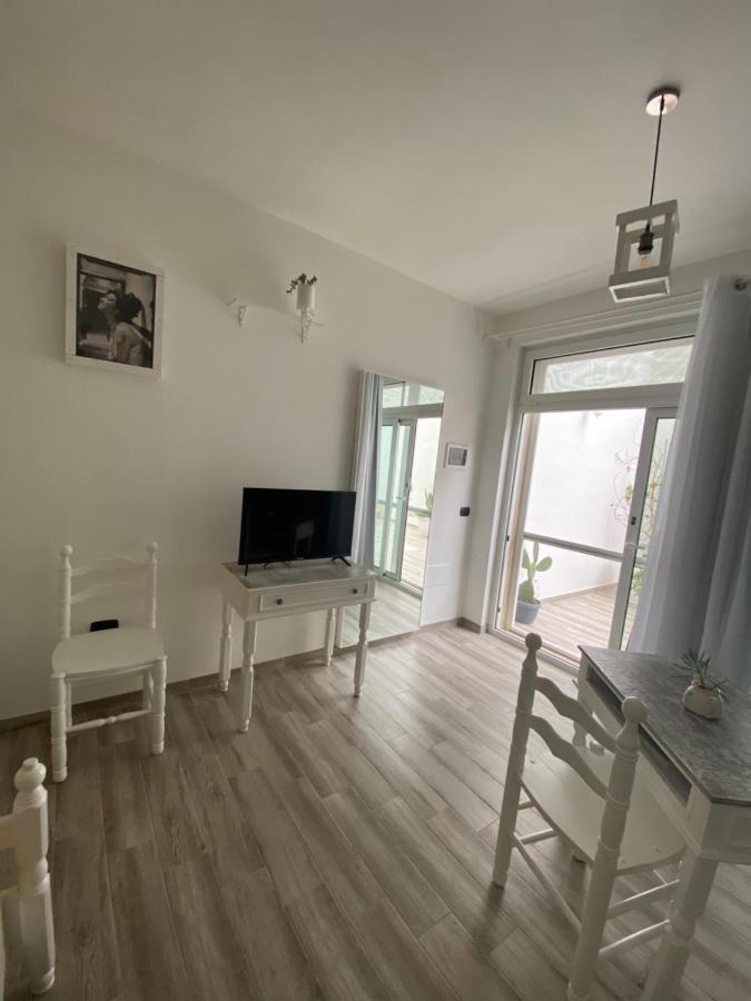 La Casa Di Nina Bed and Breakfast Lecce Buitenkant foto